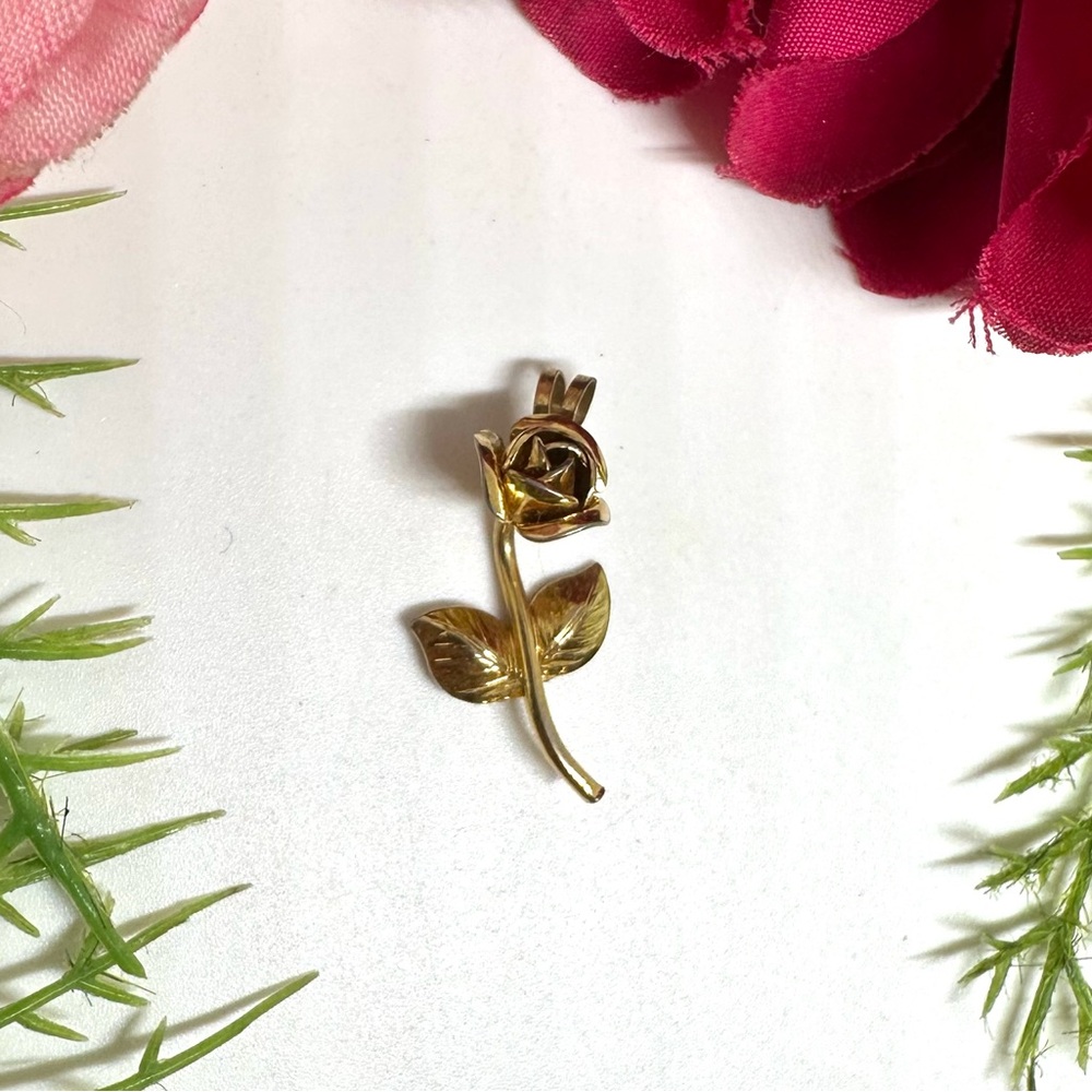 VINTAGE⚜️Monet Golden Rose Pendant Charm